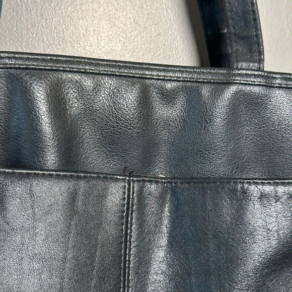 Rivage Soft Black Leather Shoulder Bag Tote Purse – Classic Everyday Style - Picture 6 of 7